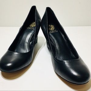 EUC Vince Camuto Black Leather Wedges Size 11.5